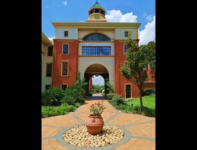 474M² OFFICE TO LET IN BRYANSTON